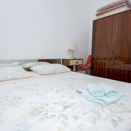 Holiday Blue Dream - Two Bedroom With Terrace And Sea View Putniković