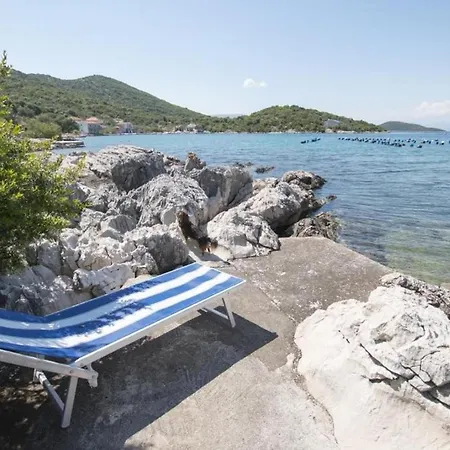 Holiday Blue Dream - Two Bedroom With Terrace And Sea View Apartman *